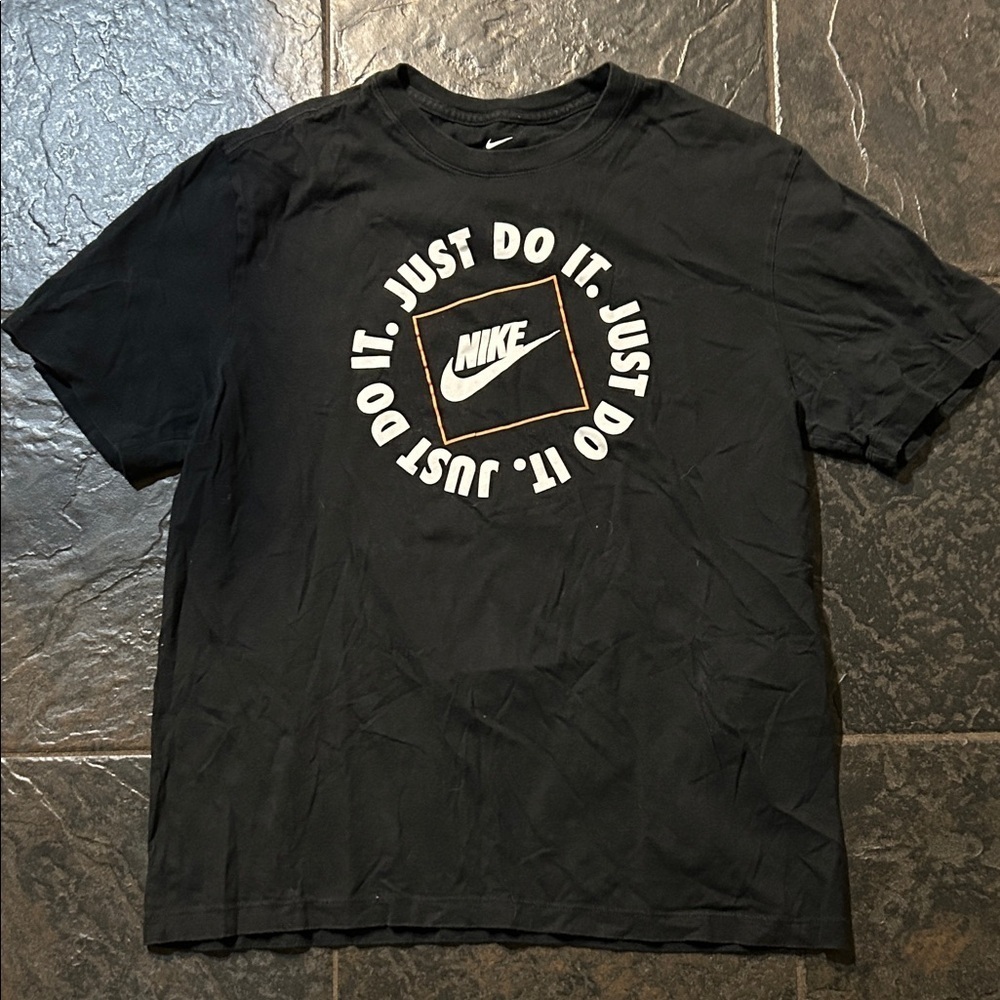 Nike Men's Black Just Do It T-Shirt, Medium